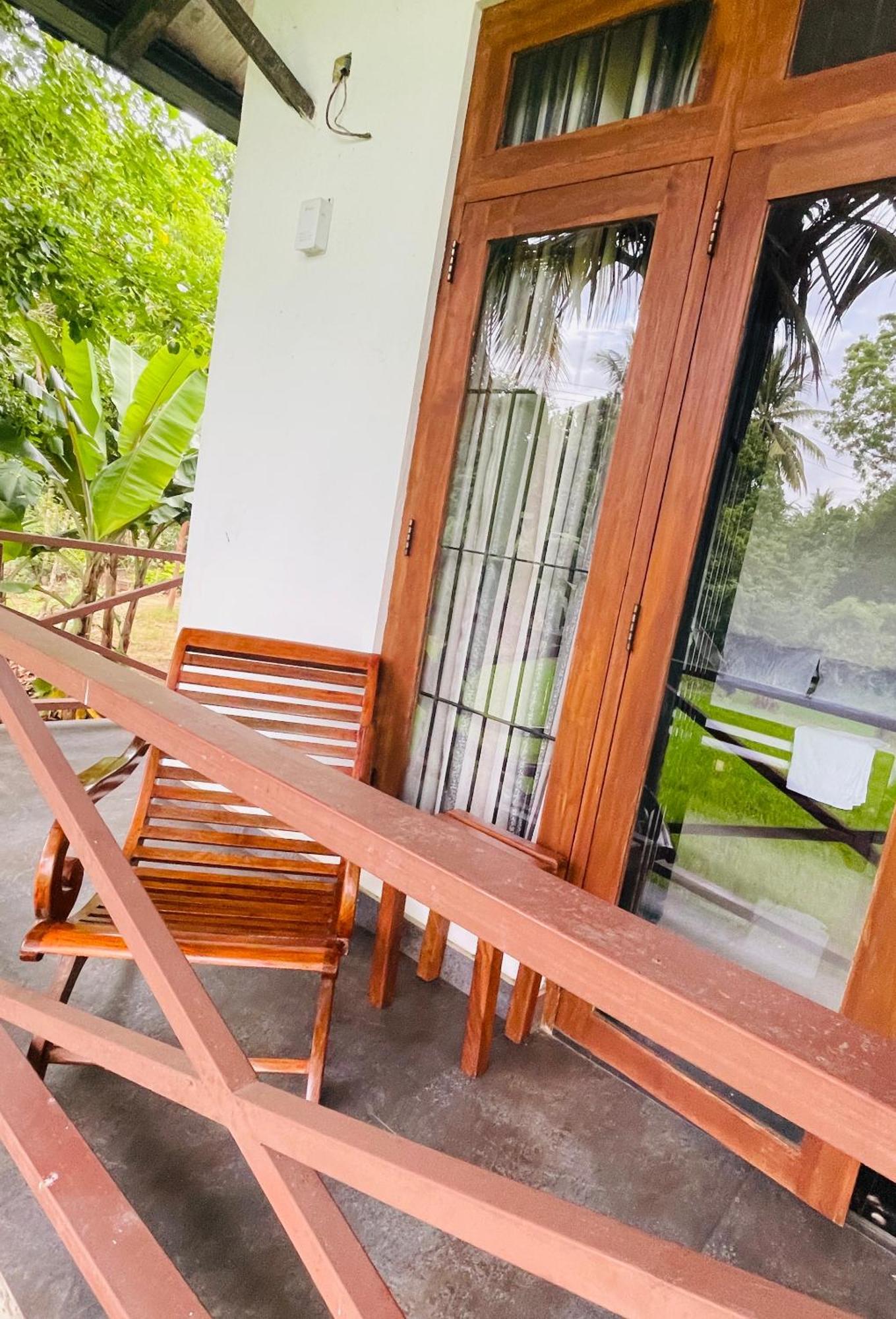 Anuradhapura Hotels Extérieur photo